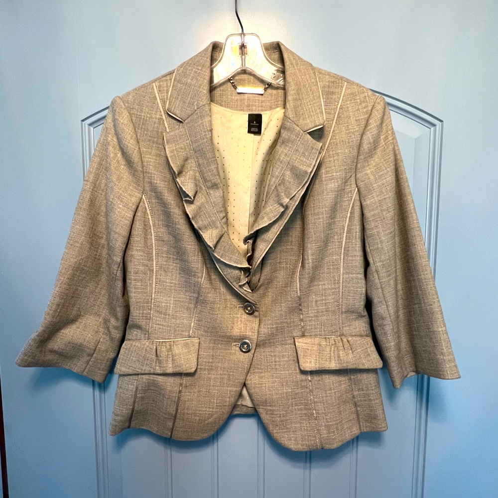 White House Black Market 3/4 sleeve Jacket